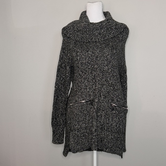 Gorgeous Cozy Cowlneck Sweater by Workshop Size XS - Picture 2 of 8